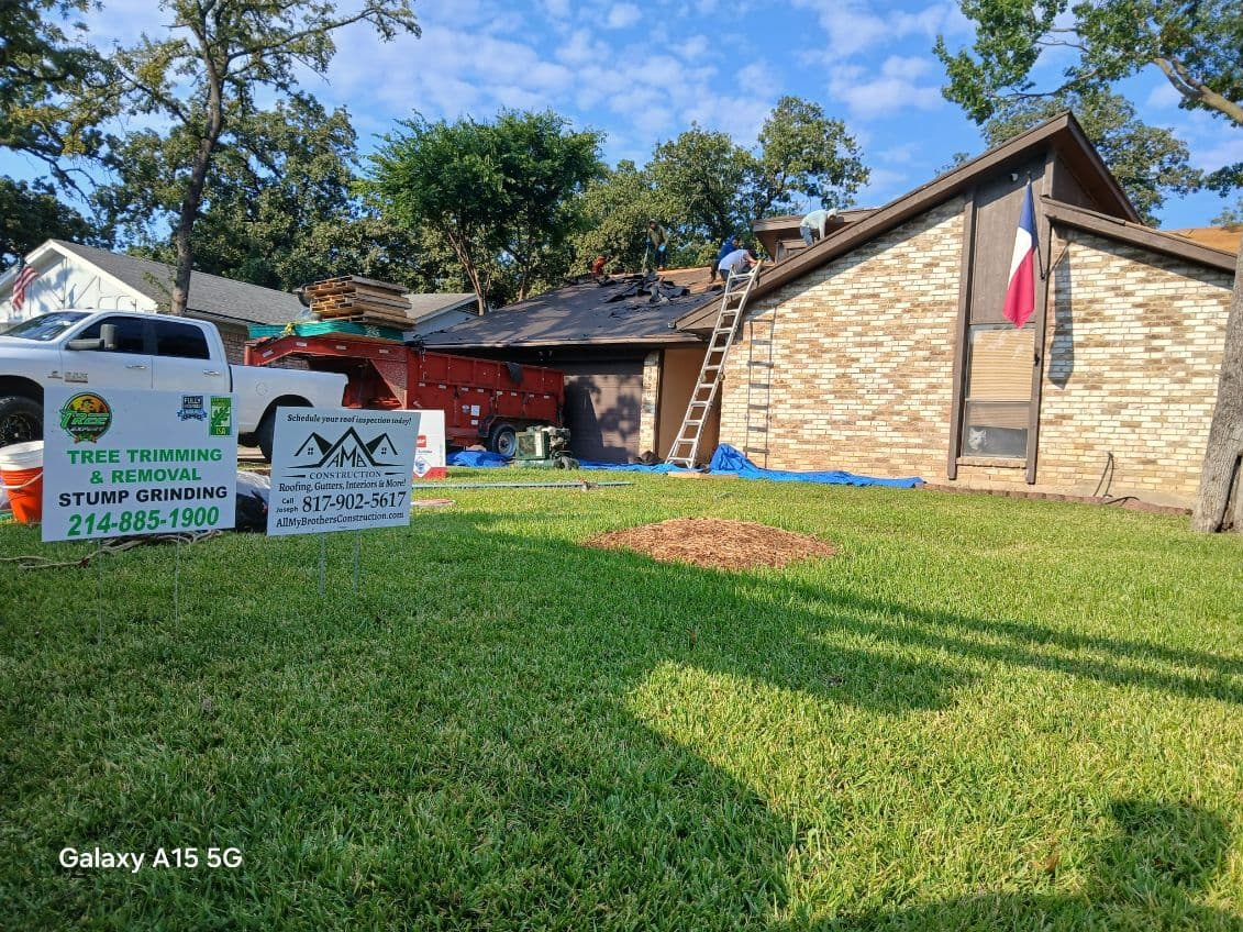 Gallery photos for Transforming Homes with Expert Roof and Yard Services: Image #2